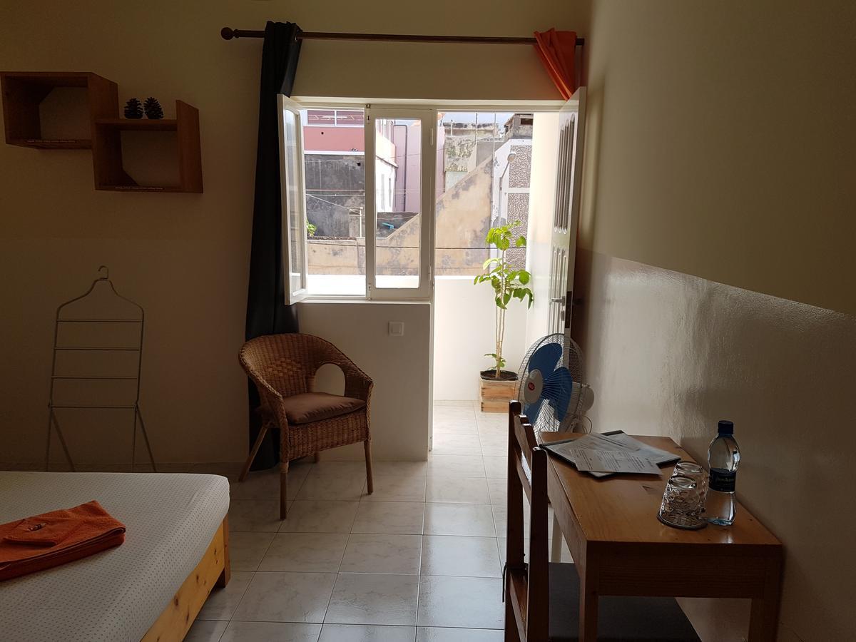 Couette-café Casa D'mar 3*